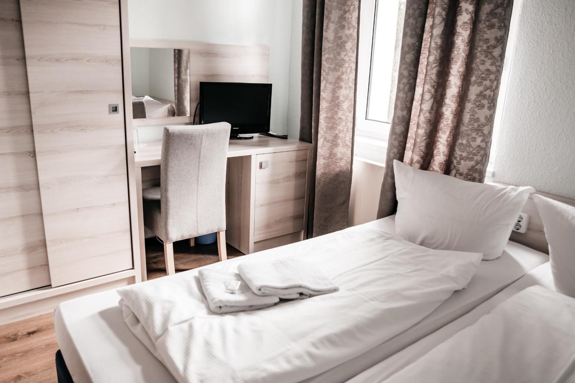 Hotel Am Fluss Heidesee ภายนอก รูปภาพ